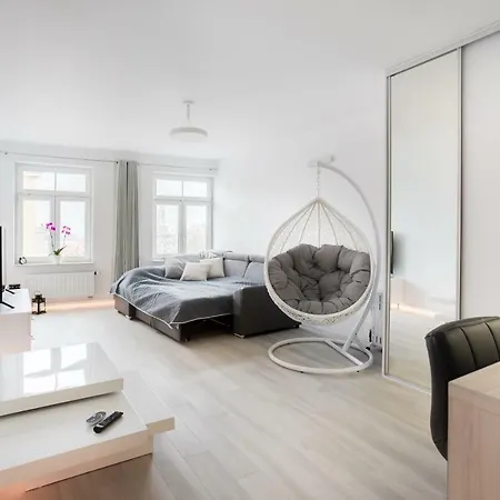 Lajsnij Sobie Apartman *